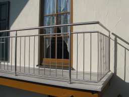 Aussengelaender Edelstahl-013